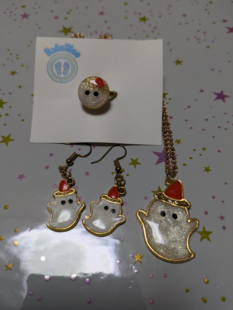 Kaoru_Woo's tweet photo. HAPPY HALLOWEEN!
数年前に作ったレジンアクセサリー。お気に入りだから販売はなかなかできなくて、家に飾ってあっていつもハロウィンの時期に売ろうか・・・と考えますが・・・
愛着のあるアクセサリーです☺️💞

#ハロウィン
#HappyHalloween
#レジンアクセサリー
#Handmade
#手作り
#RakuWoo https://t.co/agZP8sDeFu