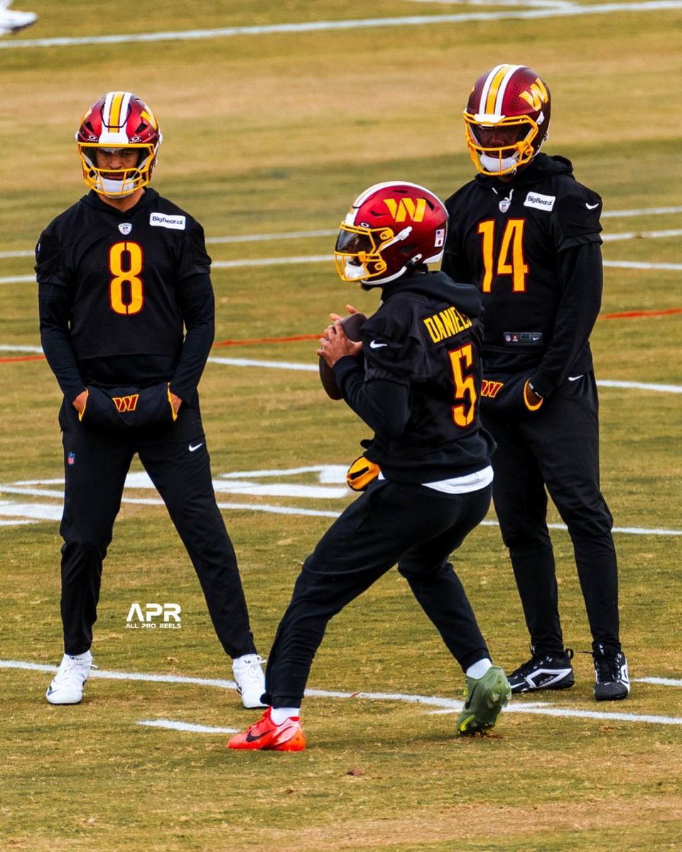 allproreels's tweet image. Jayden Daniels back practicing 🙏🏽