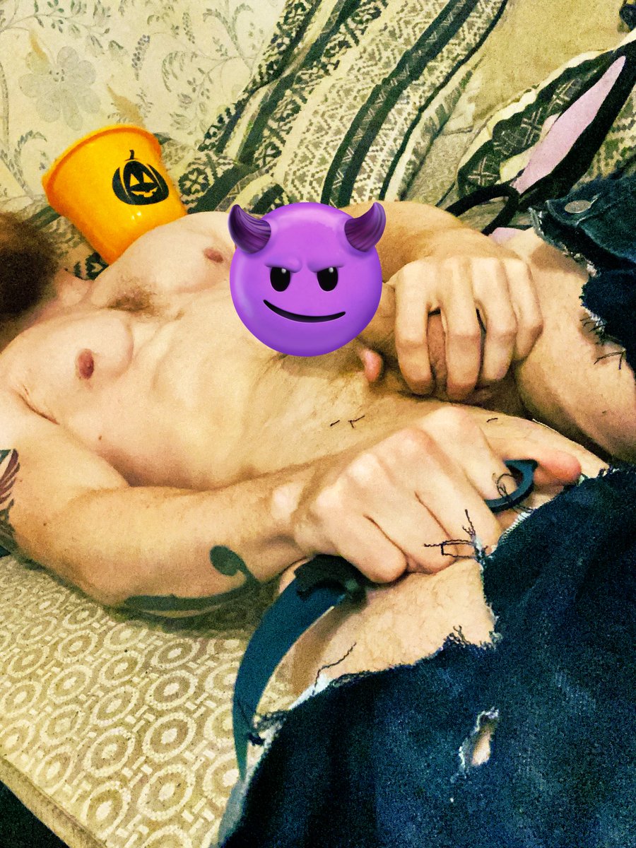 Trick or treat 😈

paypal.com/paypalme/rabbi…