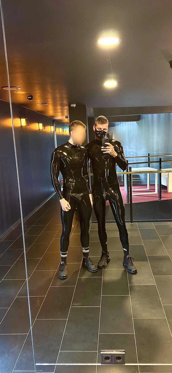 Rubber bois 🖤