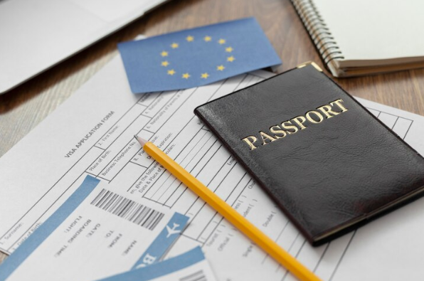 Según el TJUE, asunto C-469/24, el organizador de un viaje combinado puede quedar exento de indemnizar si demuestra que el incumplimiento se debe a circunstancias inevitables y extraordinarias.... tlbgo.com/s/x87qtzd69p