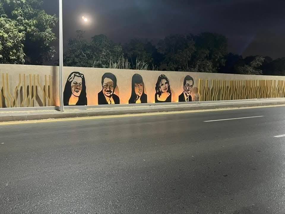 hamedezzeldin's tweet image. ما شاء الله .. الطريق من ميدان الدقي بالجيزة مرورا بشارع الهرم وانتهاء بالوصول الى منطقة الاهرامات ومتحف مصر الكبير .. صار لوحة فنية ترفع رؤوس كل المصريين ..باستثناء كارهي مصر وأعدائها من غير المصريين .. وللأسف بعض من الخونة الذين يتجرعون المرارة هذه الأيام .. تعرفونهم بالتأكيد…