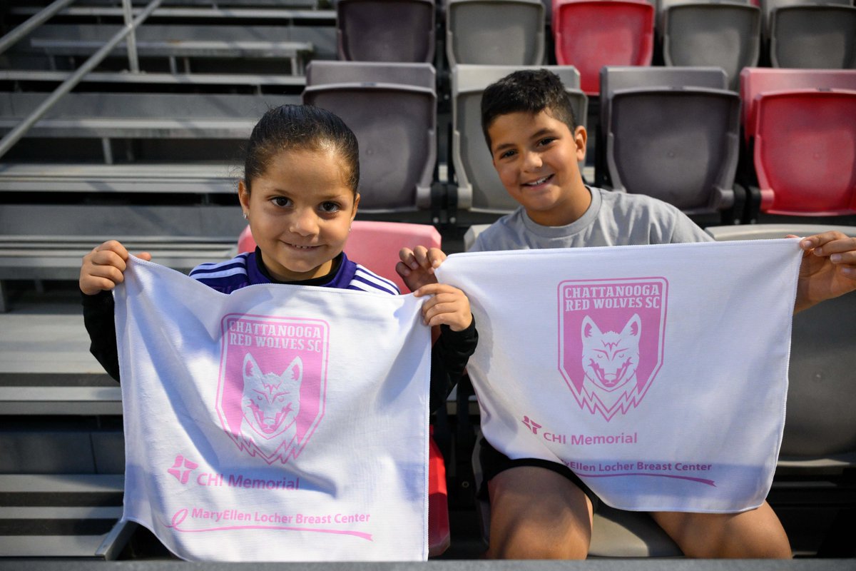 ChattRedWolves's tweet image. You’ve been with us all season, now it’s time for playoffs! ❤️

Join us in the Den this Saturday as we face Portland Hearts of Pine in Round 1!

🎟️ Get your tickets → chattanoogaredwolves-sc.com/tickets/

#DaleLobos🔴🐺