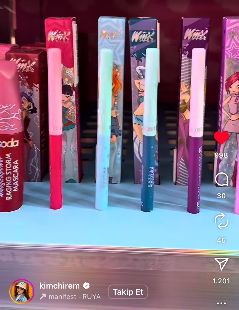 NE DEMEK MARMARA FORUMDA WİNX MAĞAZASI AÇILDI NE DEMEK NEEEEĞĞĞĞ KALKIN GİDİYORUZ KALKINNNNN