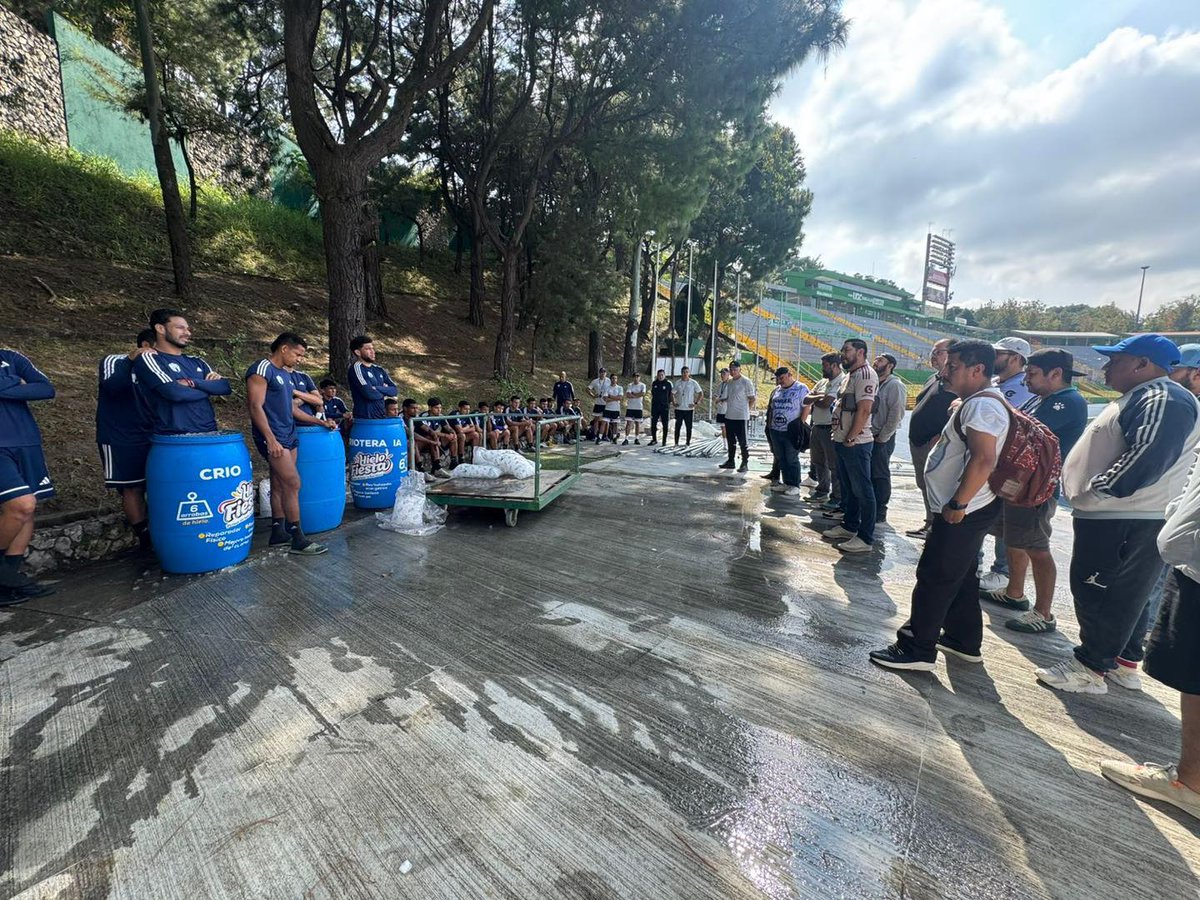 Ánimo para todos los cremas, vamos a salir de esta mala racha 👻💪