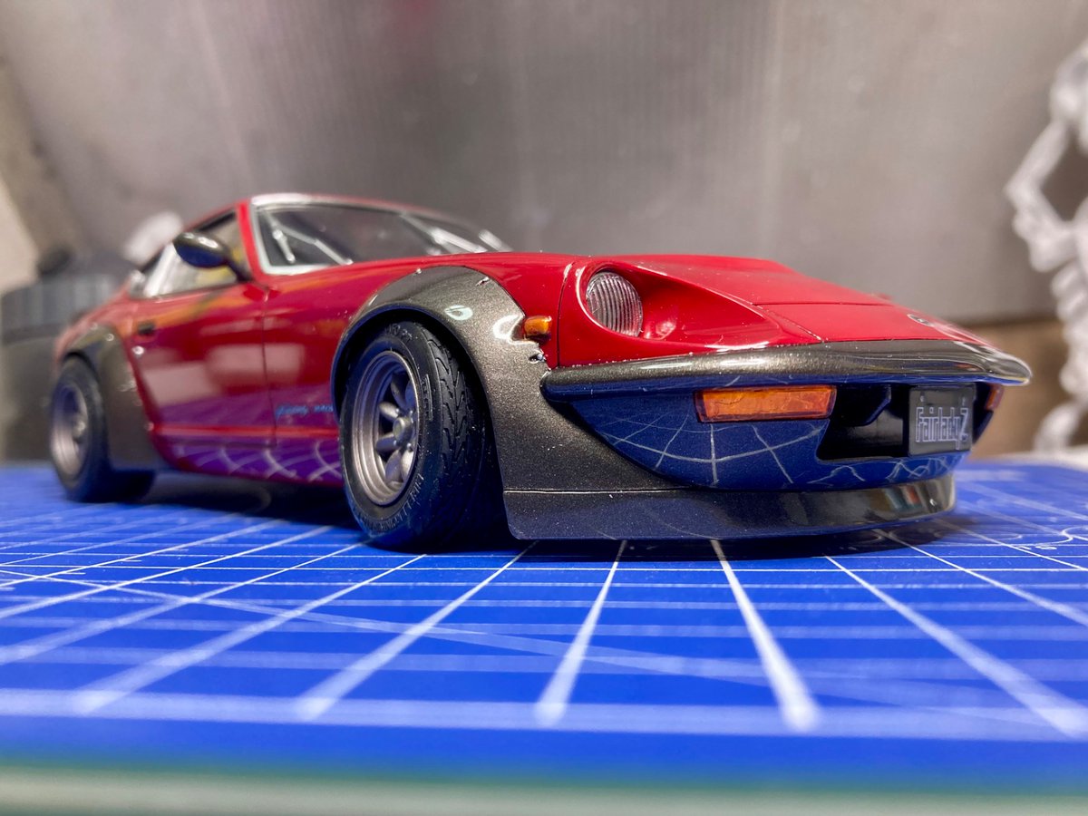 RX7fd3s44's tweet photo. アオシマ　ザ⭐︎モデルカー30
1/24 日産　S30
フェアレディZ エアロカスタム’75

完成。
かっこいい😎

#アオシマ https://t.co/ylwzyzktLs