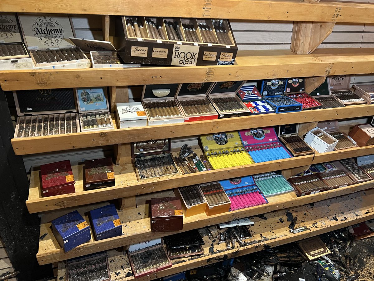 TimReidReporter's tweet image. CIGAR LOUNGE FIRE UNDER INVESTIGATION-Authorities in Waldorf MD are investigating a fire that happened Wednesday night at the Pasha cigar lounge. Officials say The fire was an arson employees who want whoever did this held accountable