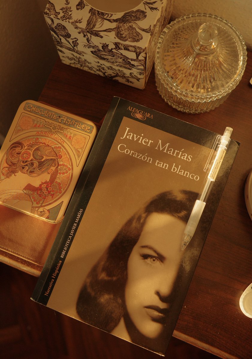 _lauraespi_'s tweet image. Pienso en este libro casi cada día