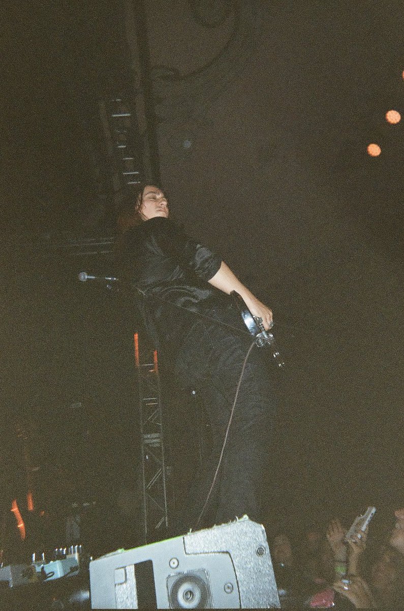 bella 🎞 tweet media