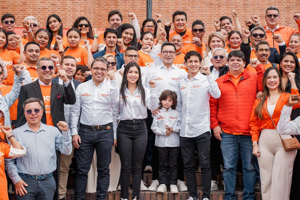 🇨🇴¡Hoy celebramos la inscripción del grupo significativo CAICEDO PRESIDENTE! <a href="/carlosecaicedo/">Carlos Caicedo</a> es un liderazgo nacido desde las regiones que da un paso firme hacia el futuro de Colombia. Representando una izquierda que no solo sueña, sino que transforma con hechos y resultados.