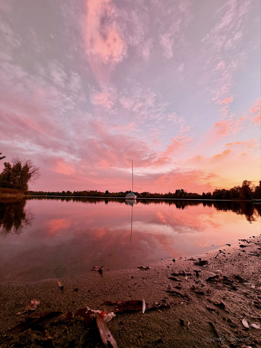 Share your favourite photo captured in October! 🍁📸