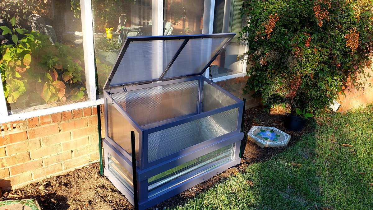 rwyjunior's tweet image. All done! 
I lined the open bottom with water permeable cloth &amp;amp; no. 10 gravel for drainage. #ColdFrame
