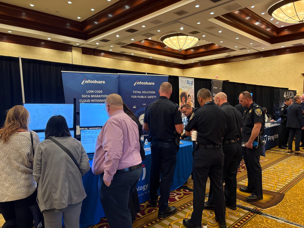 CSI_InfoShare's tweet image. CSI was honored to serve as the main event sponsor for the 2025 @ripolicechiefs Technology &amp;amp; Trade Show in Warwick, RI. We highlighted our statewide InfoShare® CAD, RMS &amp;amp; MDT and ongoing collaboration to advance public safety.

#RIPCA #InfoShare #PublicSafety #LawEnforcement