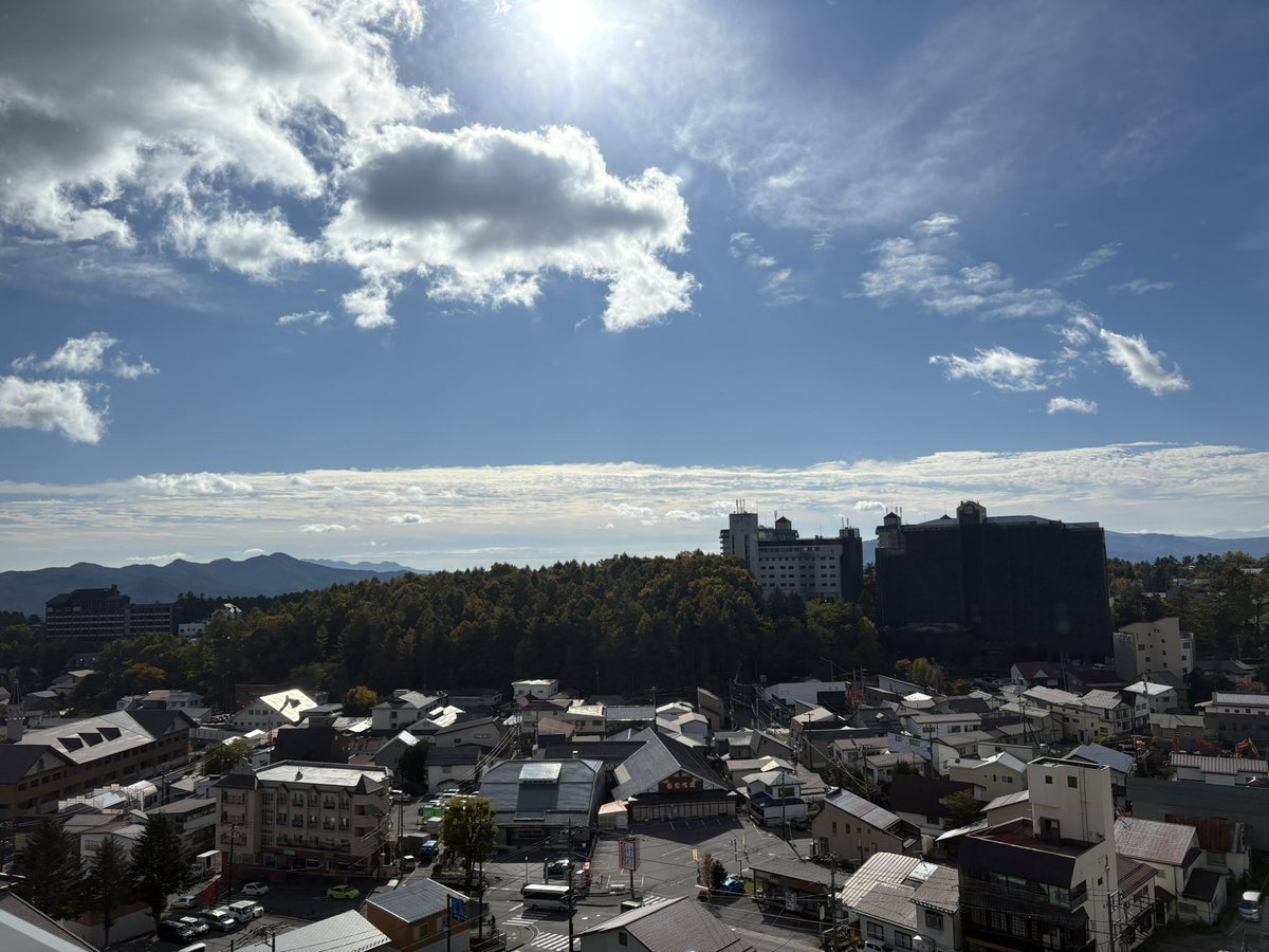 dako11111's tweet photo. 草津あたりに滞在中
夜は2.3℃しかない🥶 https://t.co/pgofEqRYMh