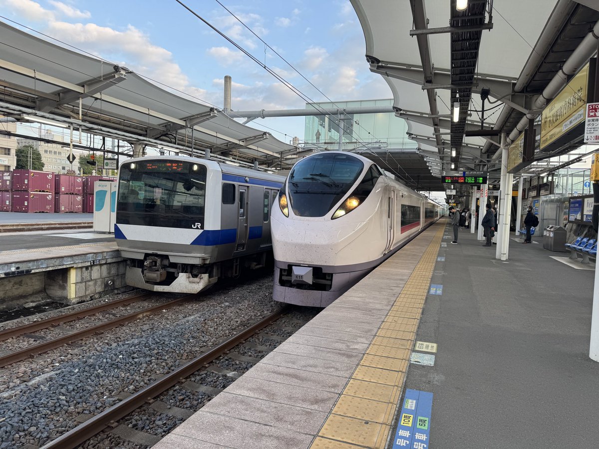 ooseno7100's tweet image. E657系とE531系
常磐線日立駅にて