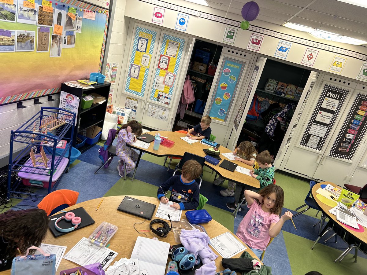 It’s amazing how quickly and neatly they can get their work done when promised ⁦<a href="/Skittles/">SKITTLES</a>⁩ . 😅😂They were to use CUPS and write neatly in order to earn them. #willworkforskittles #TMGenius #bramlagebrainiacs