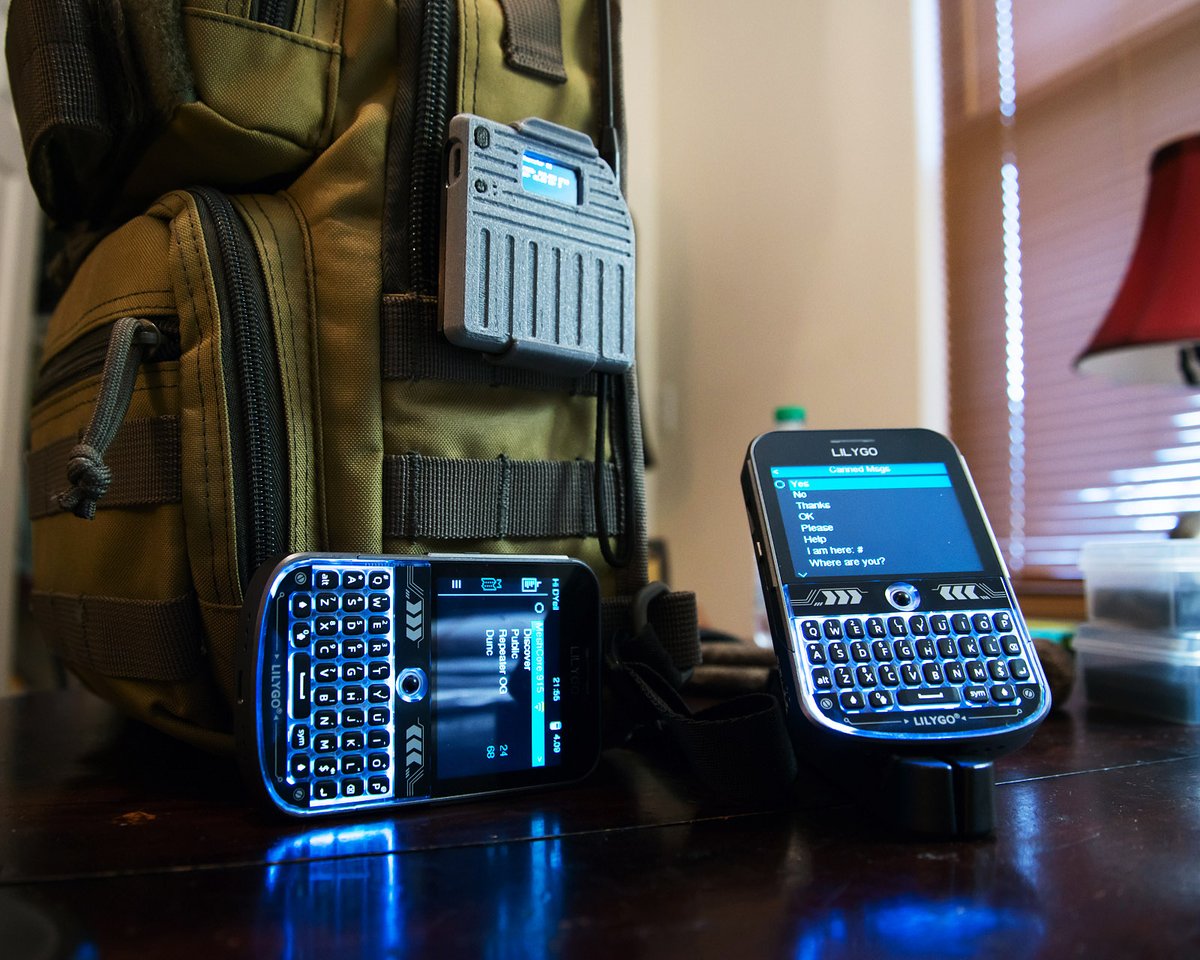 DuncanChaboudy's tweet image. I finally got around to dipping my toes into the &quot;mesh&quot; world. Nerding out with Meshcore. I&apos;ll try Meshtastic soon, for a comparison.  #radio #meshcore #meshtastic #hamradio #Lilygo #hobbies