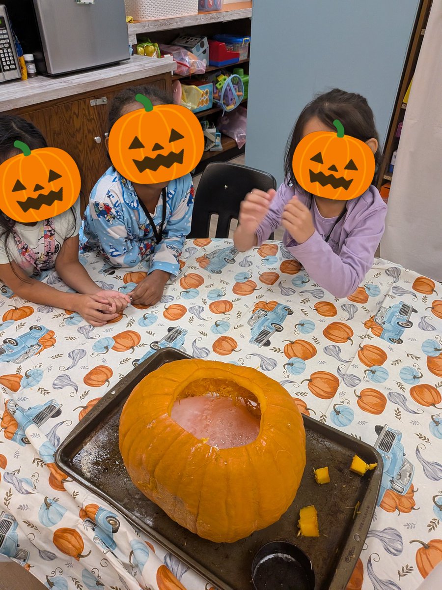 Courtney Ashley tweet media