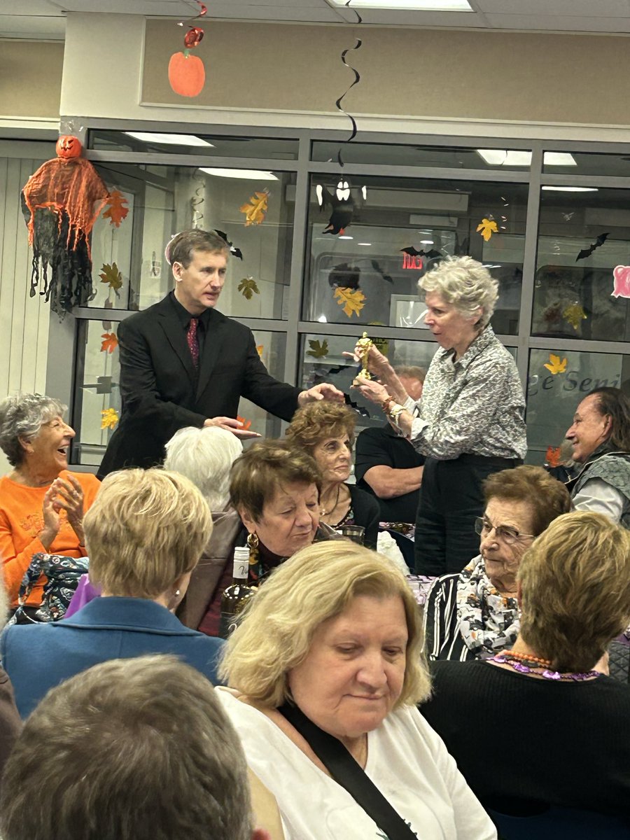 A great night of food + fun! Thanks for all who came to our Senior Murder Mystery Dinner! 🫆🎃🕸️