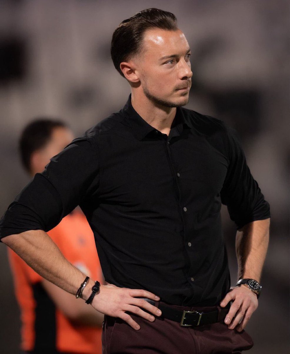 دعمناه كثير وخذلنا كثير 
لذلك اقالته ومع اول طياره 
 #اقالة_ماتياس_مطلب