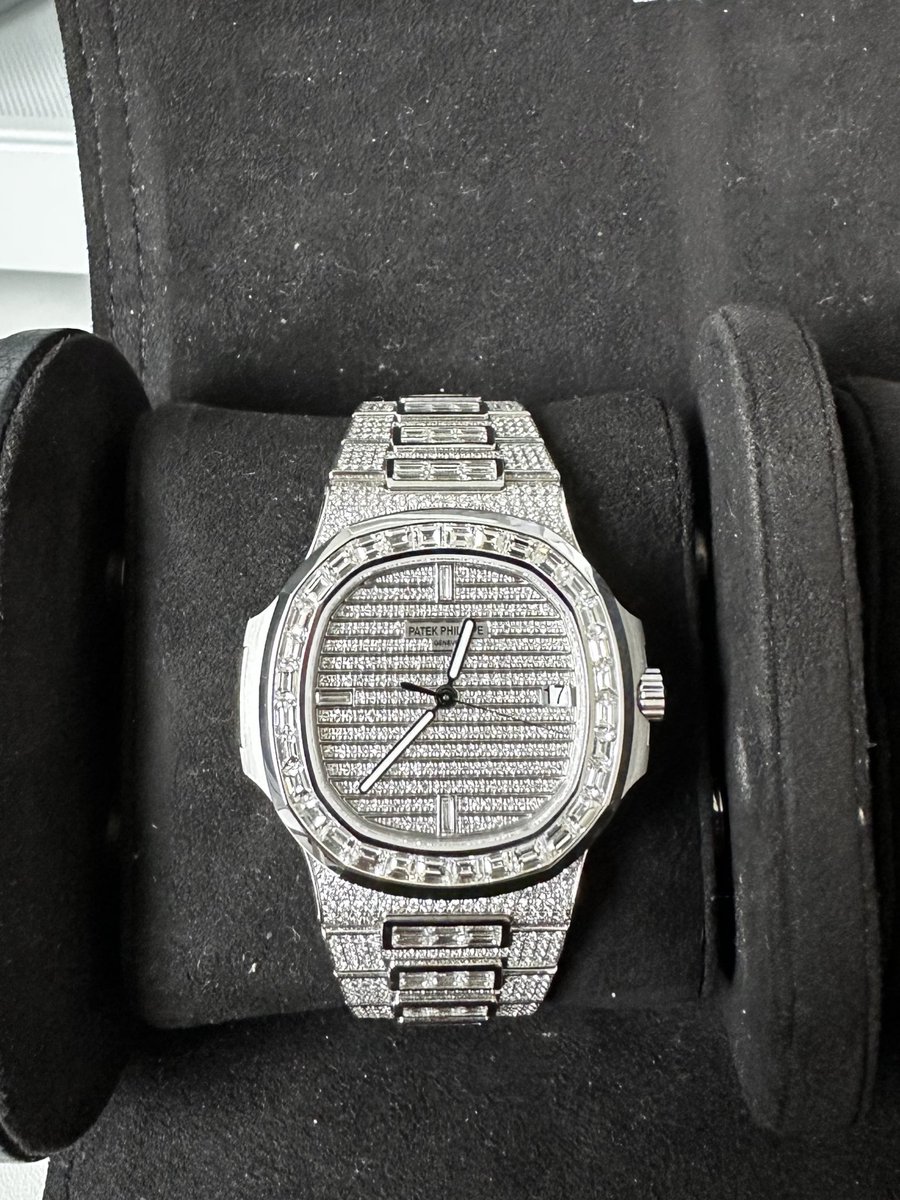 Atitty's tweet image. I spent $500,000 on my watch when SOL was at $234 and everyone called me dumb
a month later and SOL is currently at $182
I’m currently up $30,000 on my watch instead of being down -$112,000 if I held SOL
Sometimes it’s better to diversify and take profits