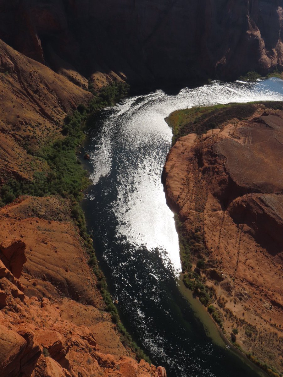 wapple15's tweet image. #Arizona #ShadowsReflects