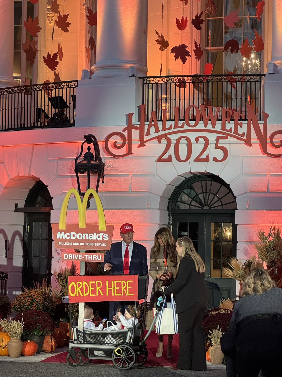 MaryMargOlohan's tweet image. This mom knew what she was about 🍟