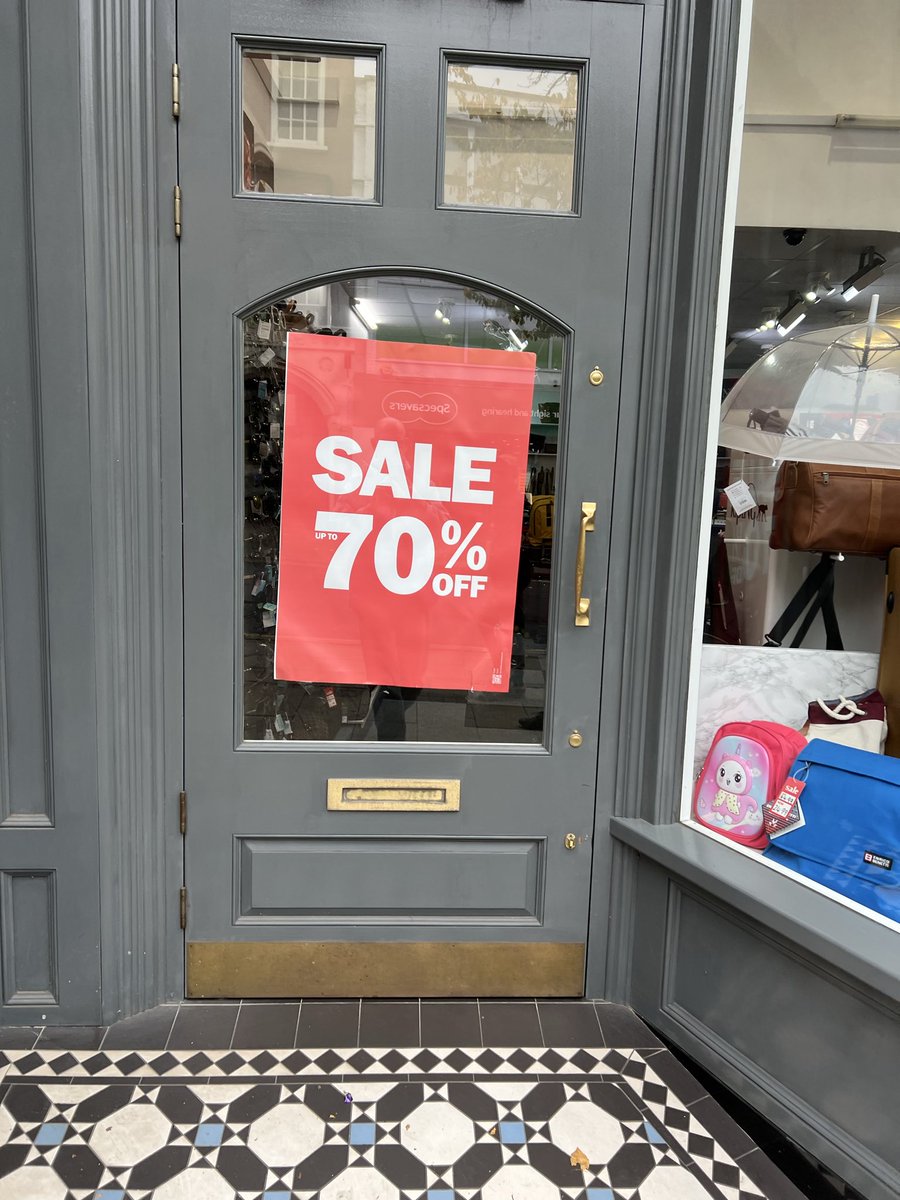 half_unusual's tweet image. I think I’ve discovered the smallest “up to” in the known universe.
Anyone spotted a smaller one? 👀 #designfail #typography #advertising #foundtype