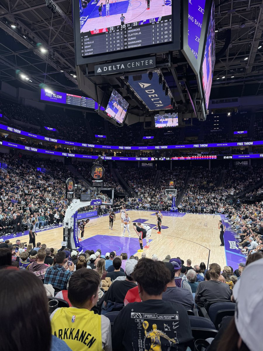 skywalkscoot's tweet photo. Utah sports 🏔️🏟️ https://t.co/L58jOI6iv9