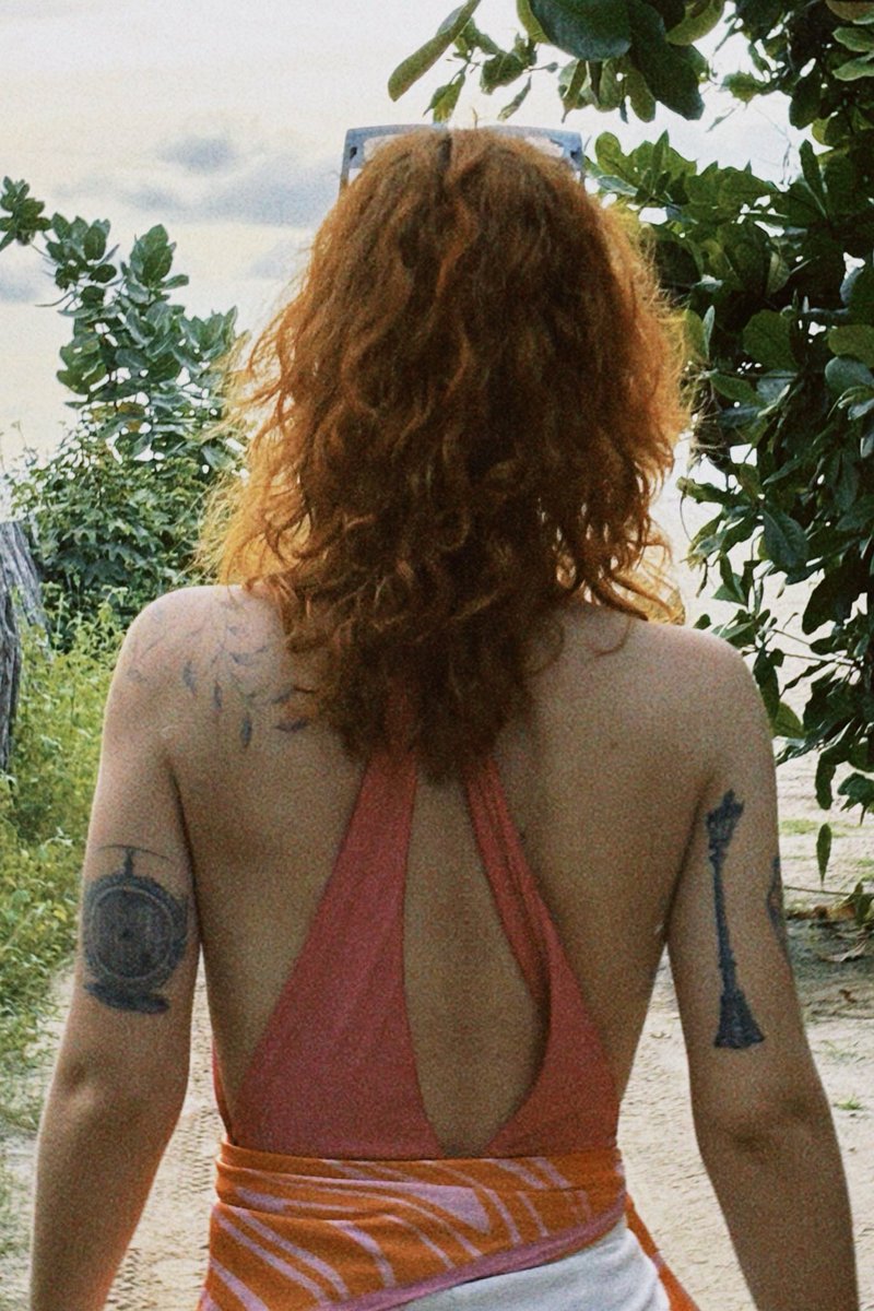 lidhiap_'s tweet image. Gostaria de me inscrever também pro prêmio de cabelo mais bonito que uma mulher branca já teve na história