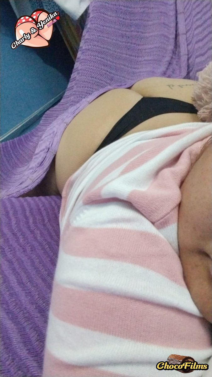Yenifesth's tweet photo. °°||Les gusta mi suéter bebes? 😍
Hacía friito pero se me subió de más🙊||°°
A poco no se les antoja?😏
#chicabbw
#culoenorme
#perejasw https://t.co/MF51URbGD8