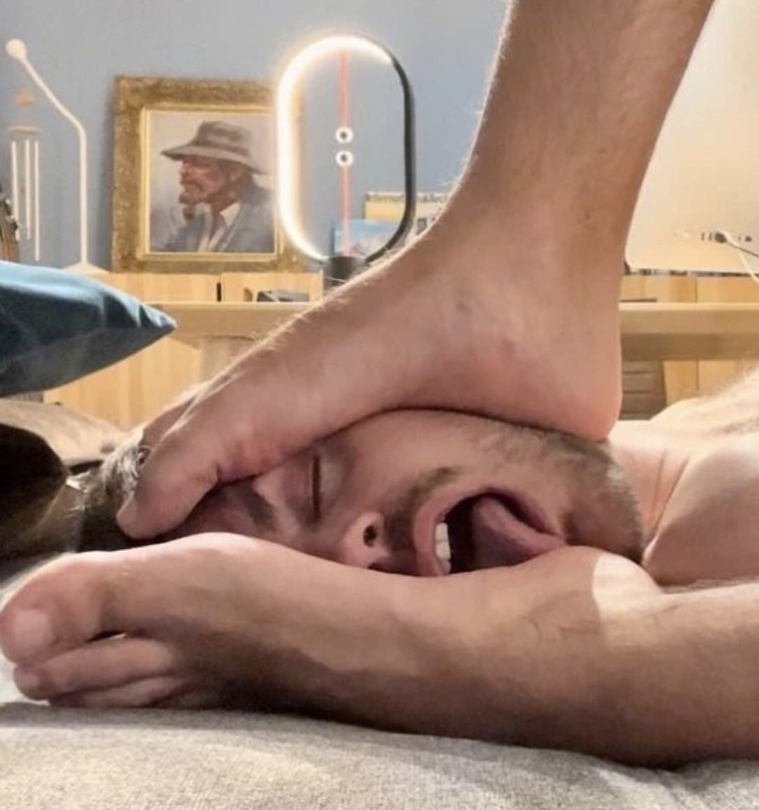 𝐂𝐇𝐀𝐓𝐍𝐎𝐈𝐑 🔞 | 𝘙𝘶𝘪𝘯𝘦𝘥 'Hero' tweet media