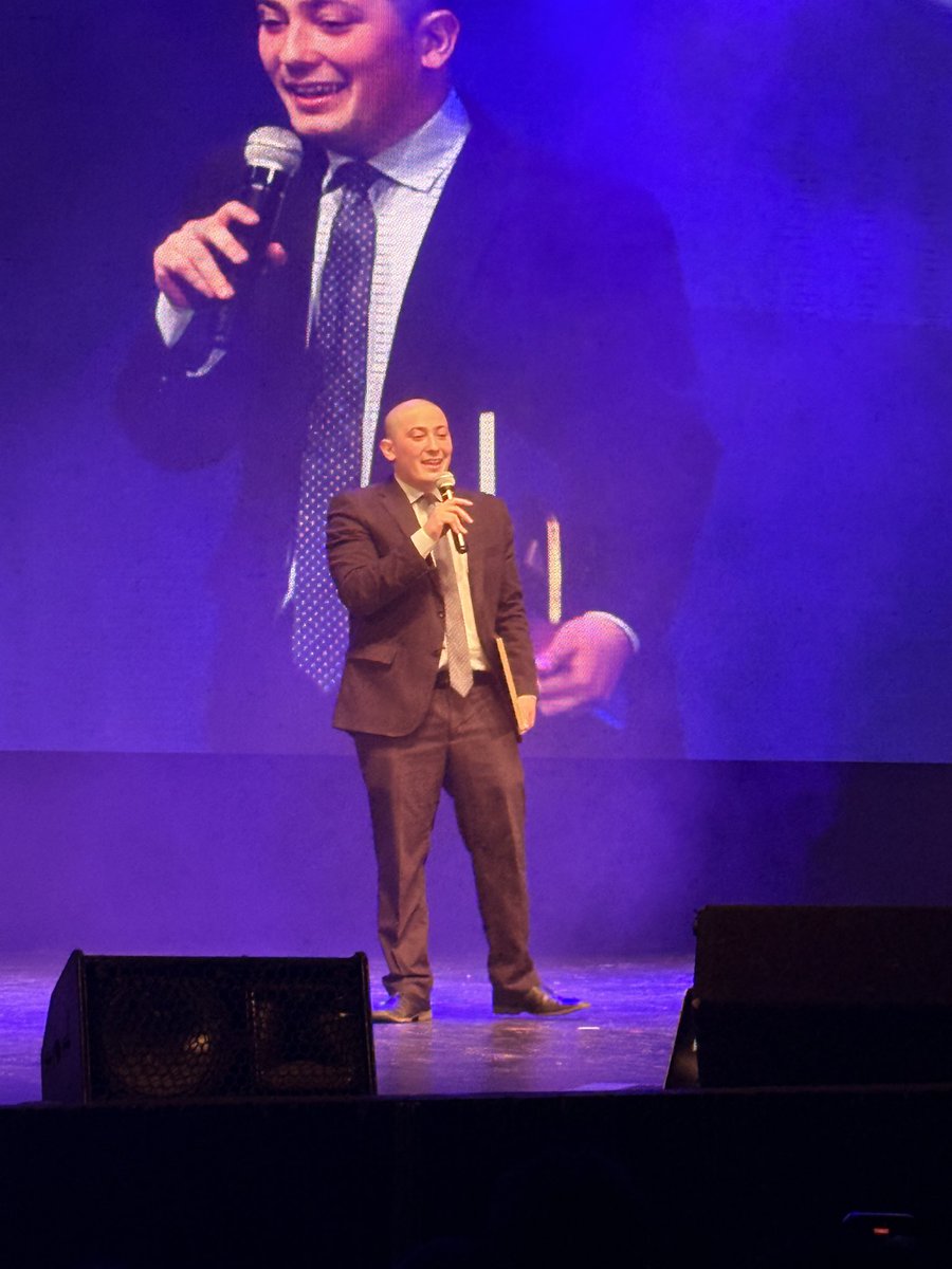 JAJAJJAJAJAJAJAJAJAJA EL TIPO CAYÓ CON LA PLACA A LA DERECHA FEST