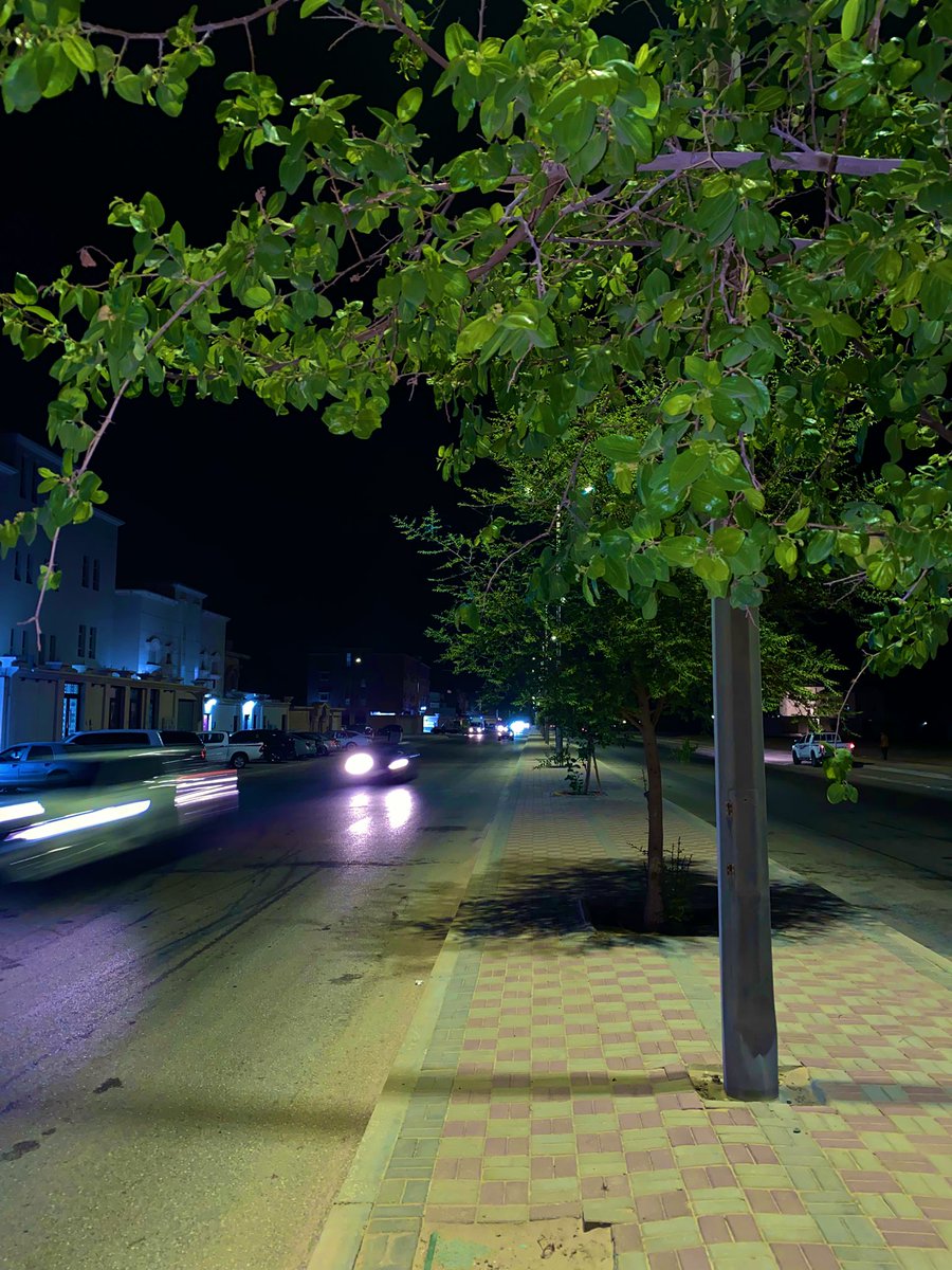 x3be9x's tweet photo. عشوائيات الحارة https://t.co/ZP8xaAmaUg