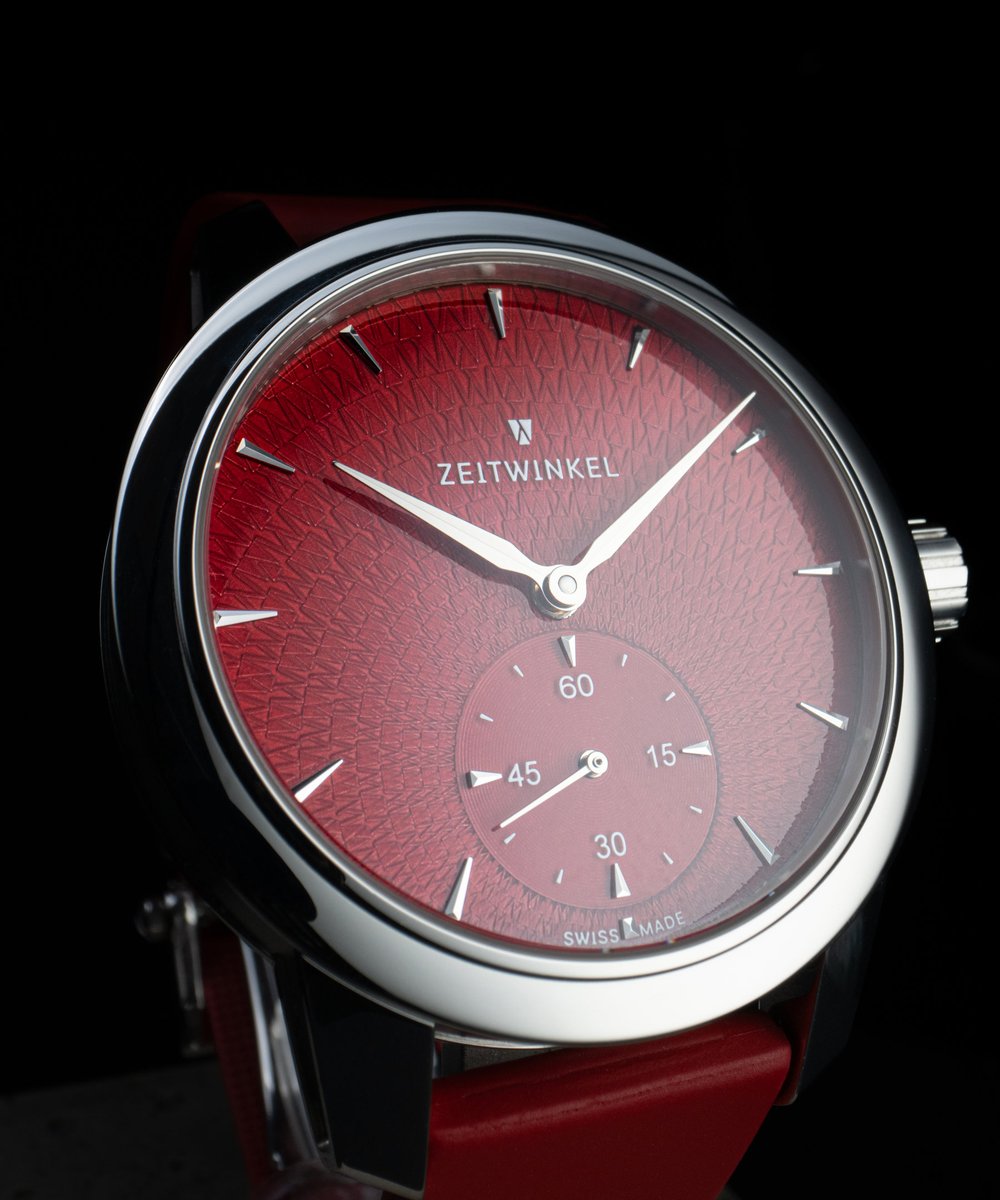 Zeitwinkel 39mm model 188° MAKS.

#swissmade #independentwatchmaking #inhousemovement #actuallywearit