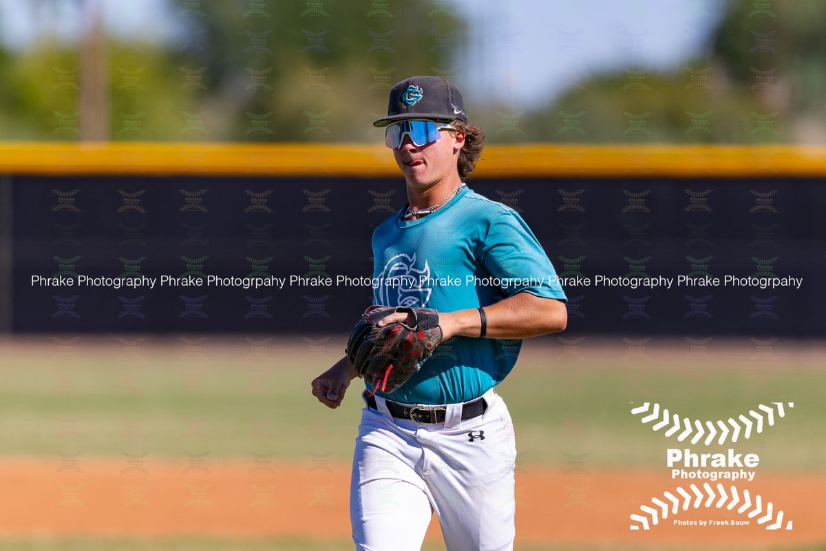 phrakephoto's tweet image. Bently Sandall (7) 2B  Chandler-Gilbert Coyotes FR @bentlysandall34 @mesqwildcatBB @cgyotebaseball

#yotes #cgcc #cgccbaseball #cgcccoyotes #chandlergilbert #HowlYeah #TTS #njcaabaseball
@njcaabaseball

#jucobaseball #jucoproduct #ACCACbaseball
@accac_sports