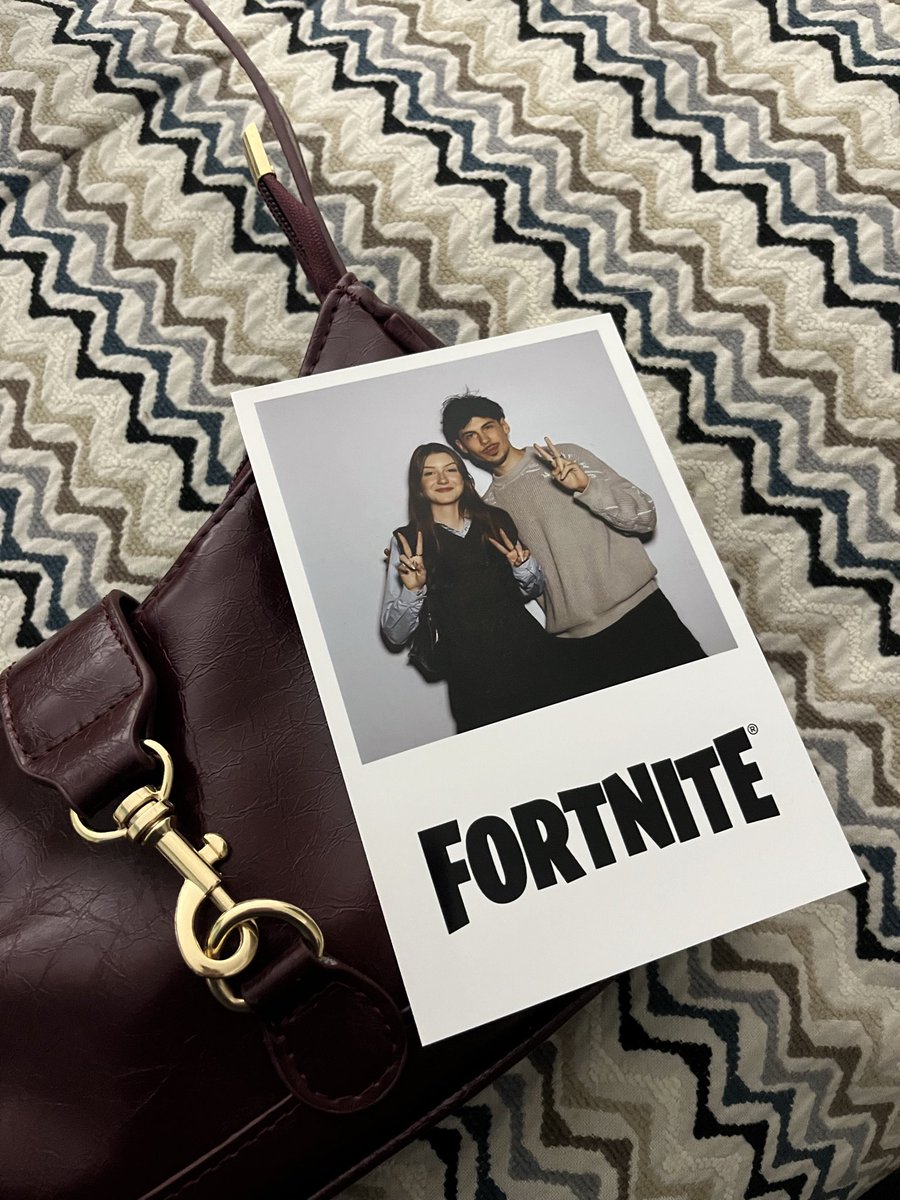 XowLi 🐧 tweet media