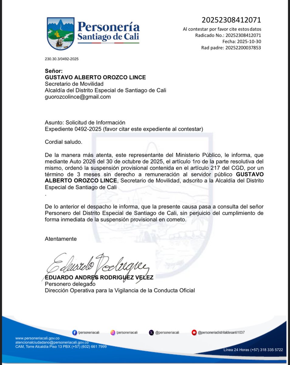 Suspendido #GustavoOrozco <a href="/MovilidadCali/">Secretaría de Movilidad de Cali</a> un secretario que se ha preocupado más por hostigar que lograr una buena relación con los ciudadanos. Que se ha preocupado más por las foto-multas que por arreglar semáforos. Un daño reputacional a la <a href="/AlcaldiaDeCali/">Alcaldía de Cali</a>