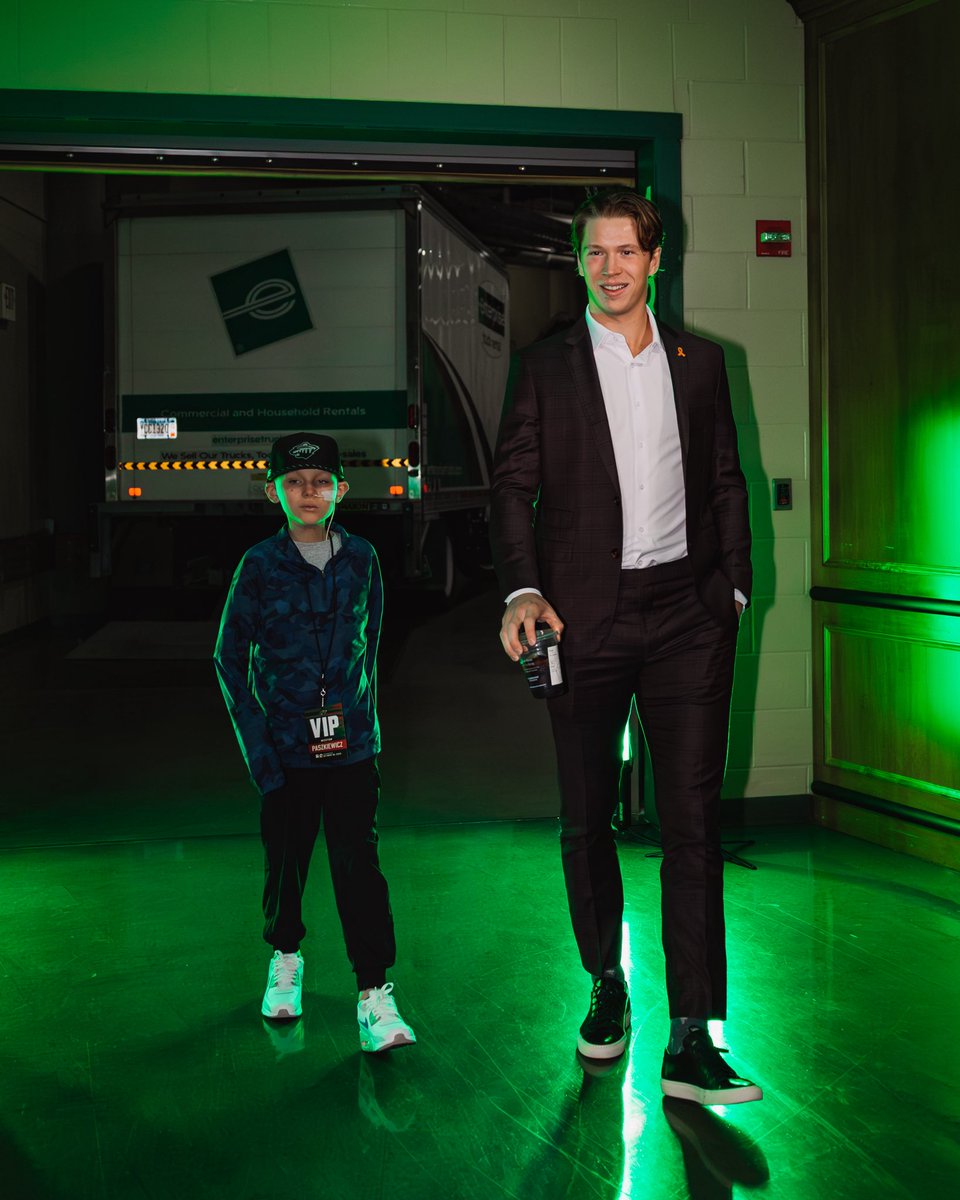 mnwild's tweet image. an oh-so-special arrival 🧡