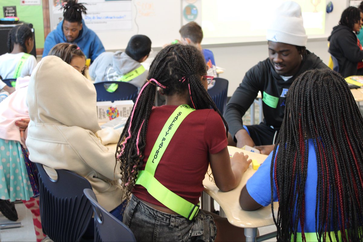 Jakobi  Jackson tweet media