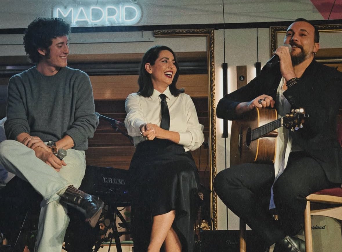 RLorenzoDaily's tweet image. Se ha hecho larga la espera, pero #Blacksheep is OUT NOW en todas las plataformas digitales❤️‍🔥

¡Permítete sentirlo y disfrutarlo, como si fuera parte de ti!🐑🖤

sym.ffm.to/blacksheep