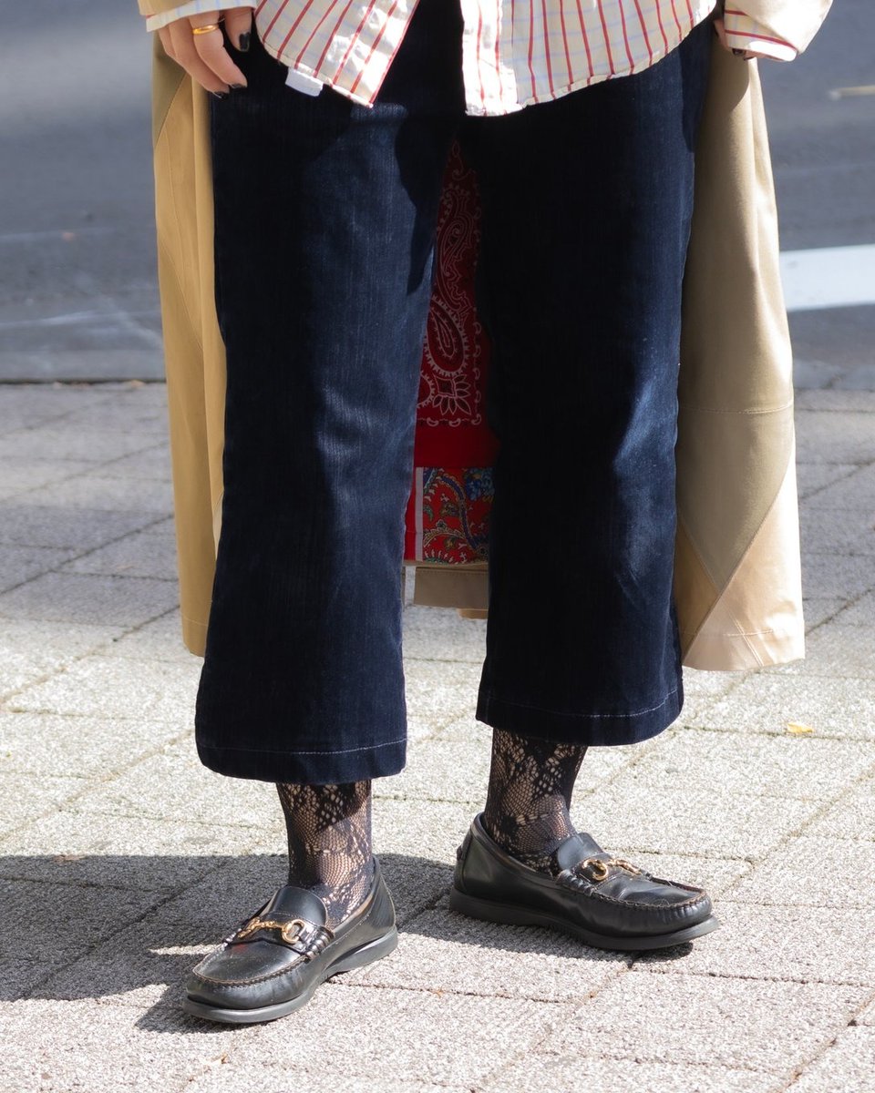 FashionsnapBuy's tweet photo. 【F/STOREスナップ】
名前：ツカモトハルカ（「CHELSEA」バイヤー／ショップマネージャー）
コート：Children of the discordance
ビスチェ：CHELSEA
インナーウェア：used
ボトムス：CHELSEA
シューズ：Paraboot
リング: Tiffany &amp; Co.
リング：CHIGNON
ピアス：CENE https://t.co/ws3WJK4U8G