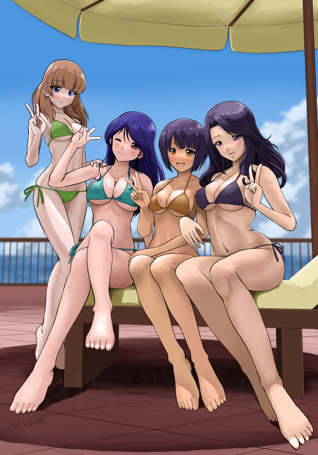 #今月描いた絵を晒そう 
今月もビキニ100% 