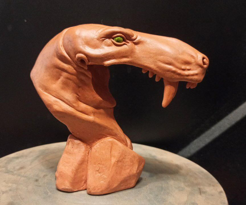 __Kahito__'s tweet photo. Unfortunately, I forgot to take photos of the stages of my work and these are all the photos I have. 
#Inostrancevia #paleoart #gorgonopsid https://t.co/Nx3euUAeIa