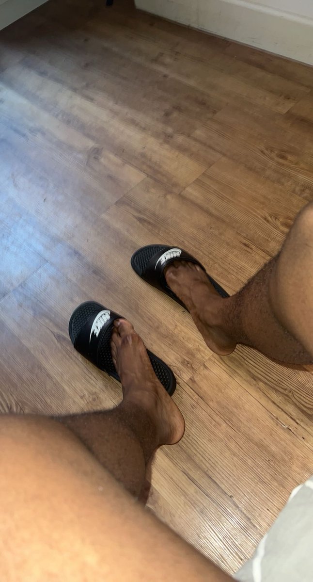 MasterJordanXXX's tweet photo. Send Your Cash To My Feet, Footsubs 👣

#Findom #Finsub #Cashsub #Footfetish #Footcontent https://t.co/F3o8LUmAke
