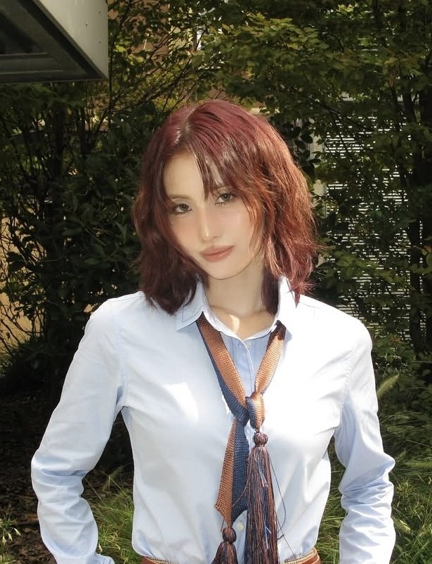 1001nayeon's tweet image. they should date