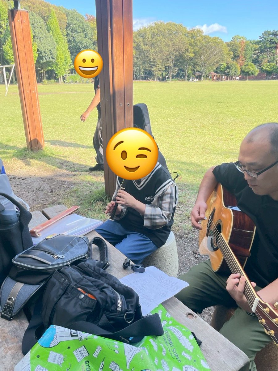 WorkWork38's tweet image. 🍁洞峰公園🍁
10月18日、秋の洞峰公園を訪れました！
気持ちの良い秋晴れの中、サッカー、フリスビー、音楽…🎶
実習生もまじえて体を動かしてリフレッシュ出来ました😊❤️