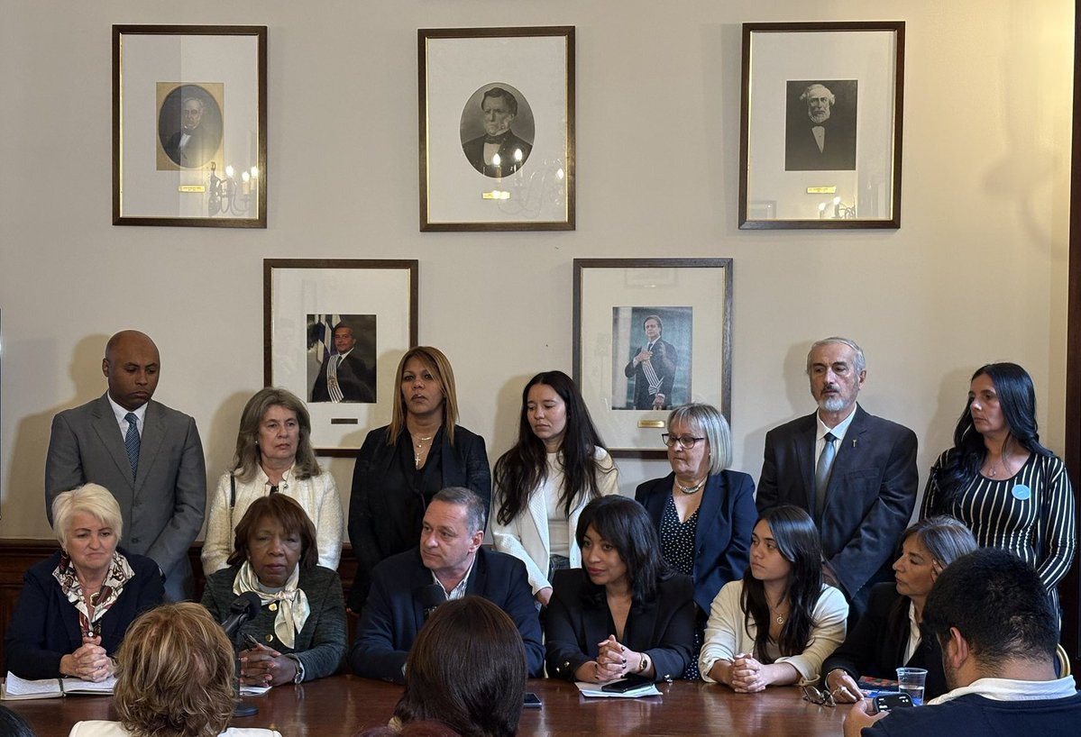 RossanaMastrosi's tweet image. Presentación  de la Secretaría de Derechos Humanos del @PNACIONAL, en el marco de sus  líneas programáticas y estratégicas 2025-2030.
@gloriasaravista @lista5uy @dcentrouy