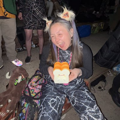 #NewProfilePic
my first red rocks show being <a href="/dailybreadmusic/">Daily Bread Music</a> was everything i could’ve asked for🥰🥹🍞 bread til i’m deadddd