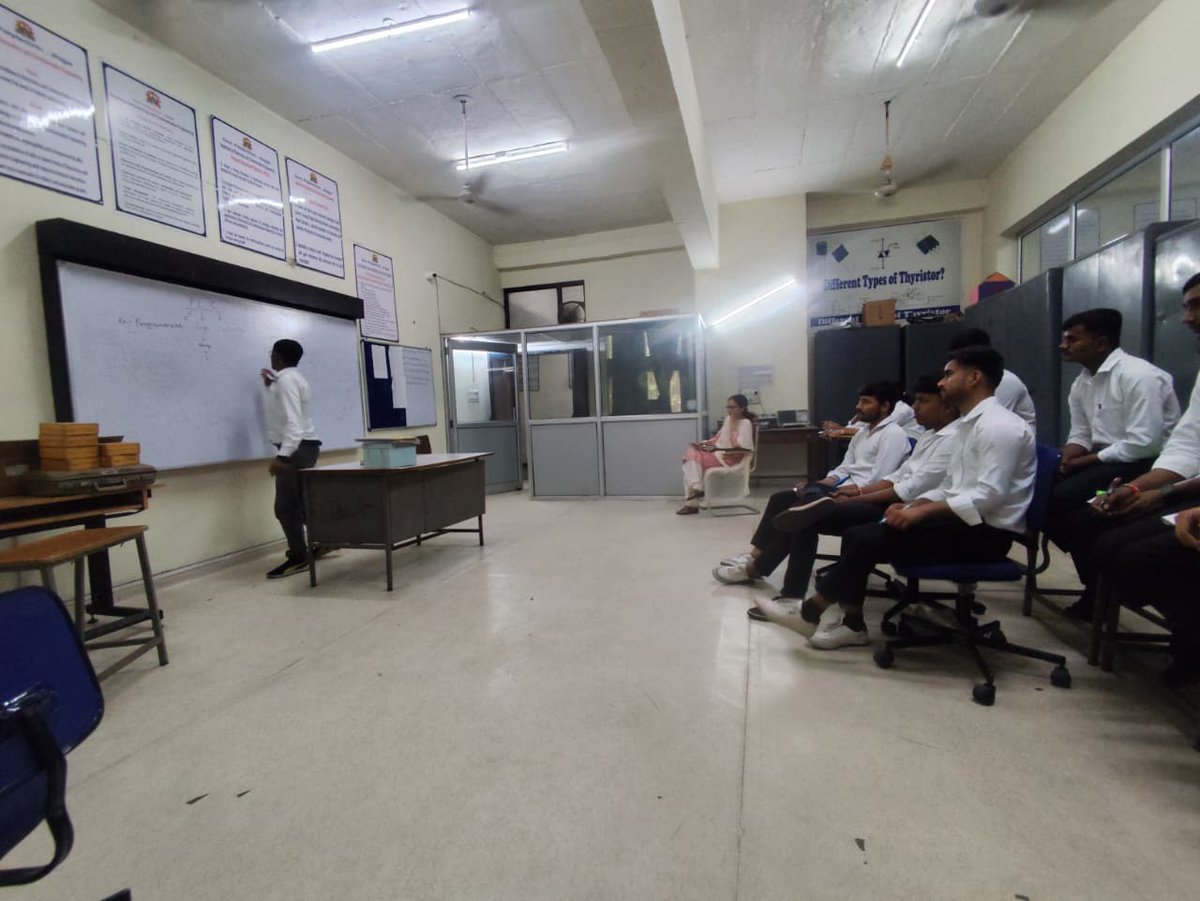 msmetcbhiwadi's tweet image. MSME Technology Centre Bhiwadi has successfully concluded the ESDP on PLC Programming at Govt. Polytechnic, Jhajjar 📷
#MSMETCBhiwadi #ESDP #PLCProgramming #Automation #Industry4.0 #SkillDevelopment #Entrepreneurship #YouthEmpowerment #Jhajjar #Haryana #MSME